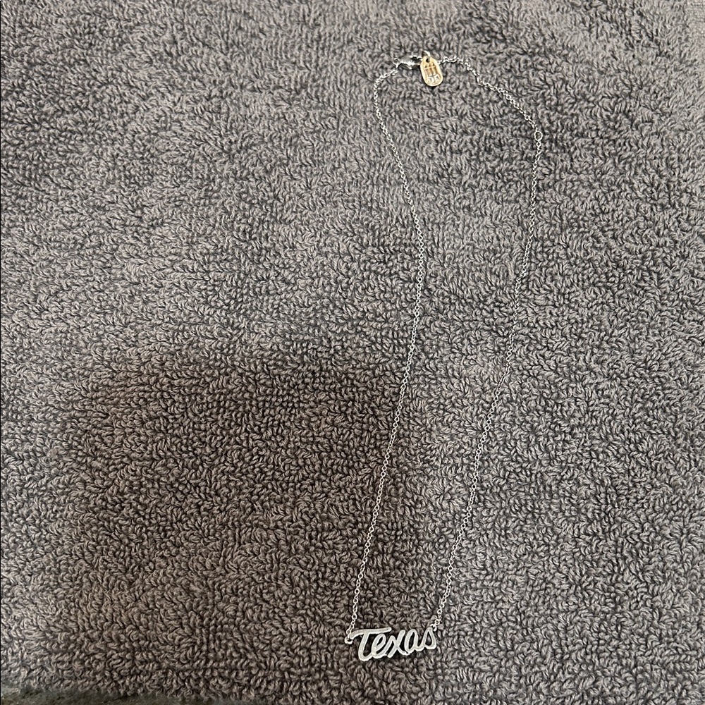 James Avery 925 sterling Silver 'Texas' Necklace